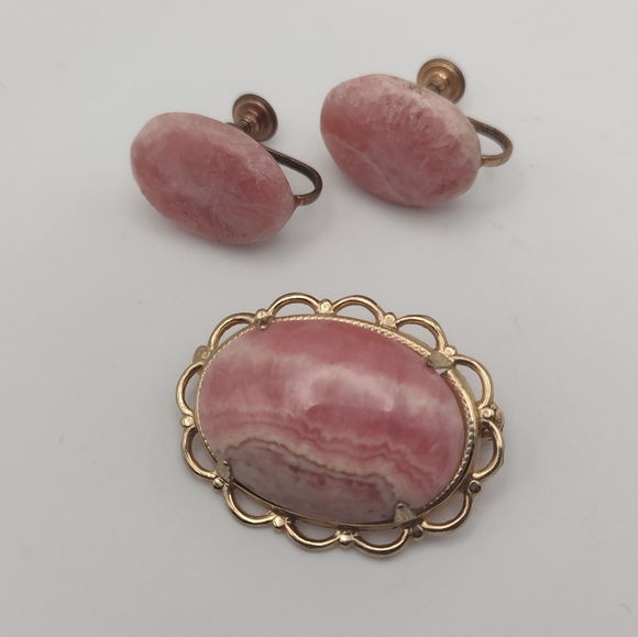 Vtg. '40s Rhodochrosite Brooch and Earrings Set - Picture 2 of 9